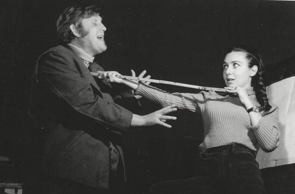 Öt fiú meg egy lány